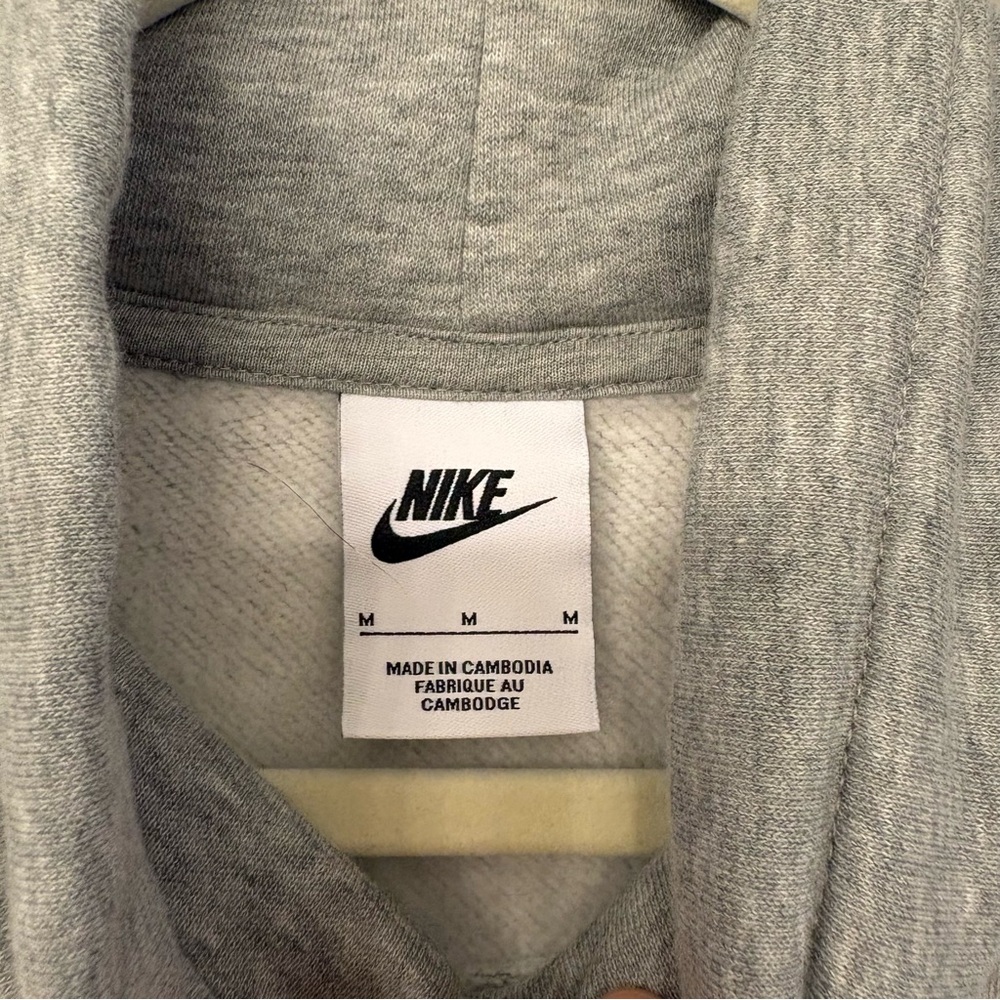 Nike Mock Neck Sweatshirt - Picture 7 of 7